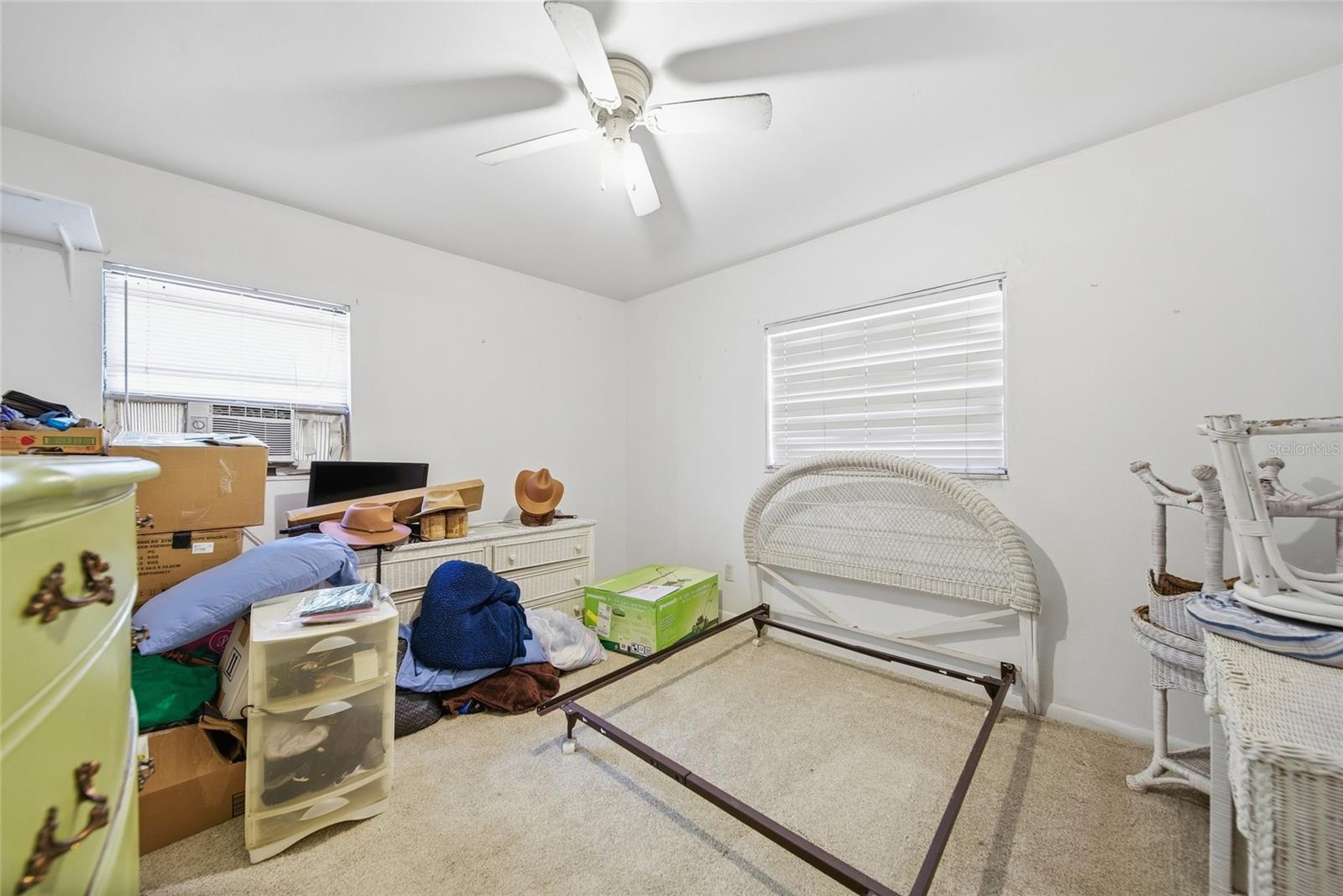 2nd bedroom