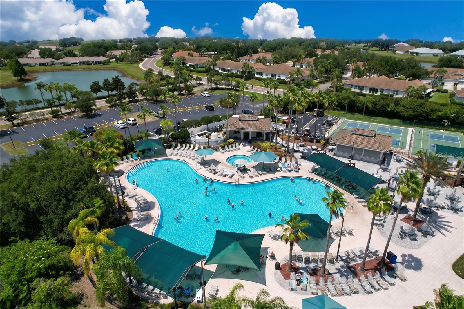 Kings Point has many amenities