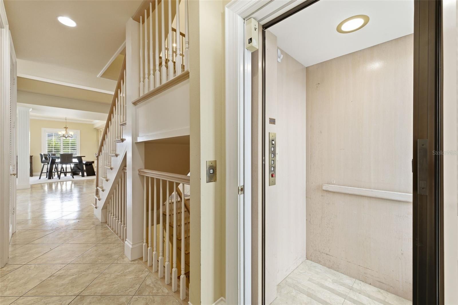 Private Elevator
