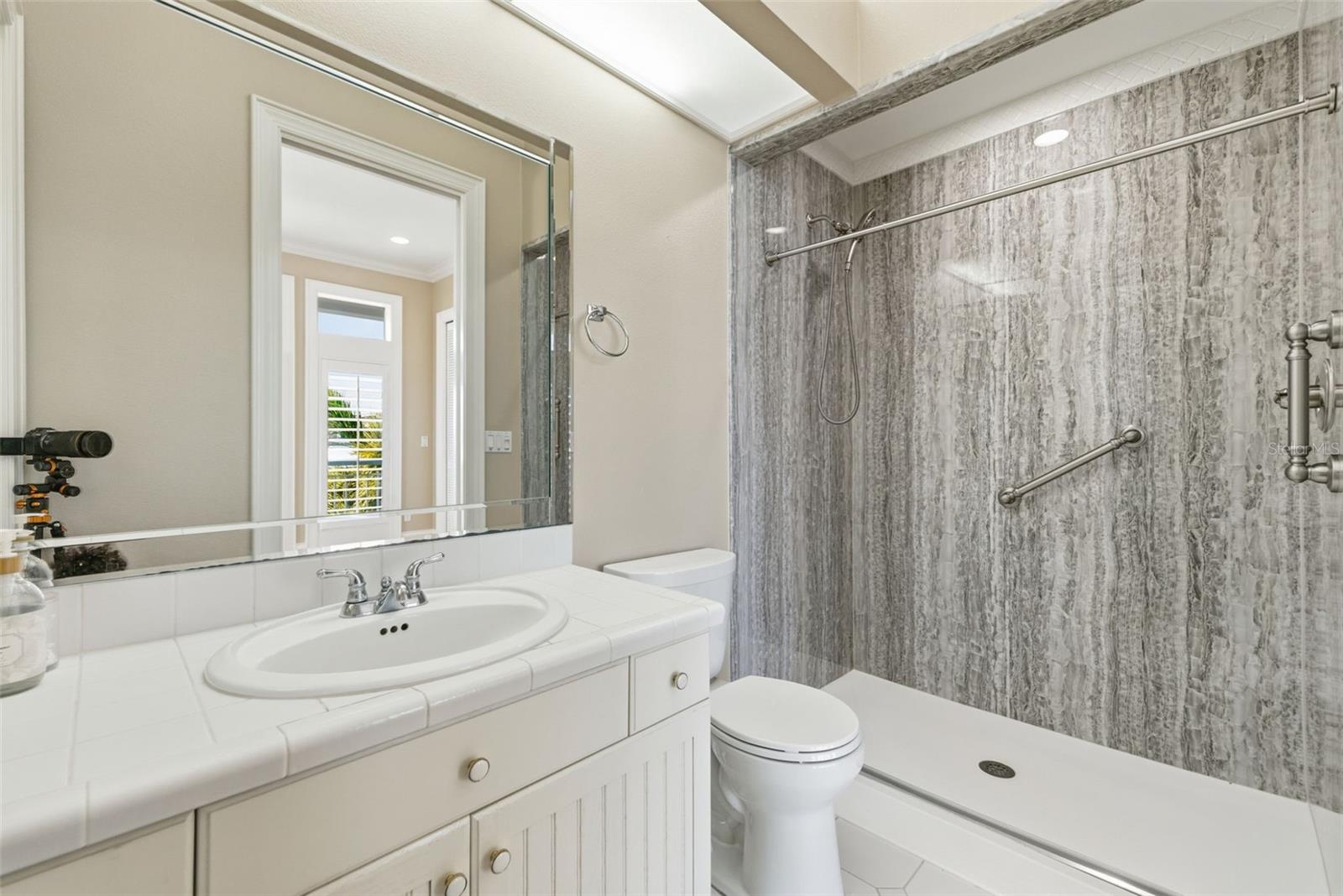 4th Bedroom Bath