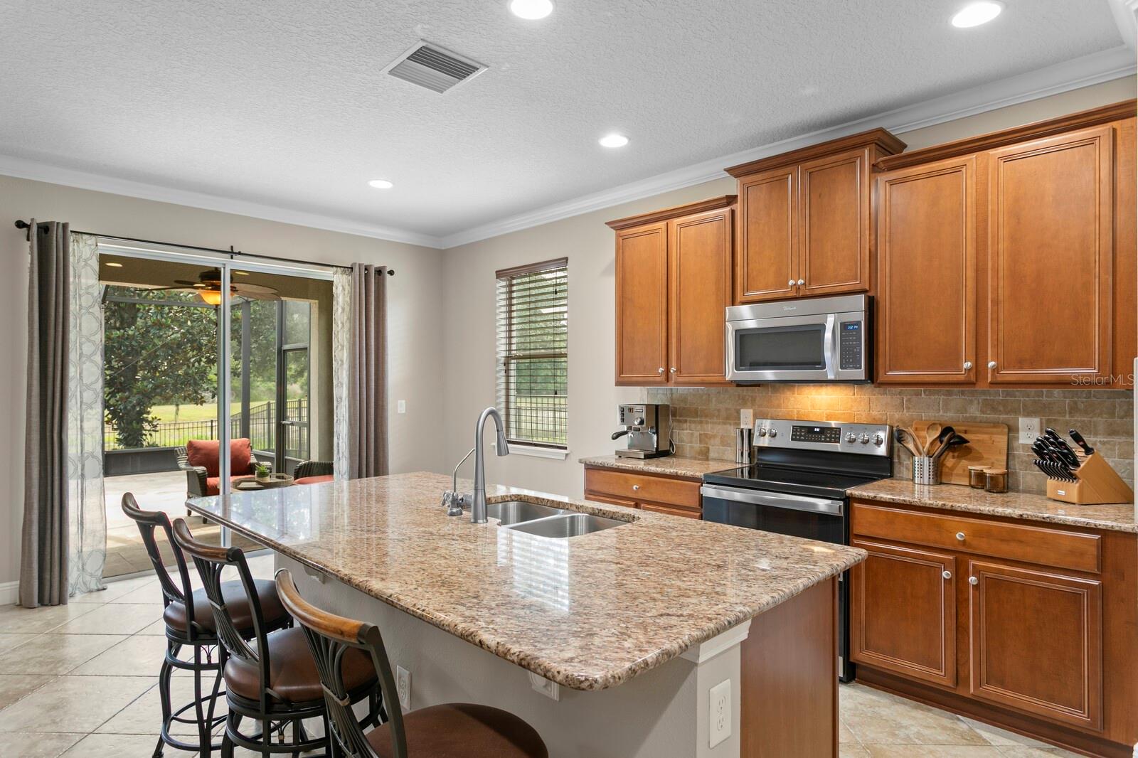 Granite counters and breakfast bar