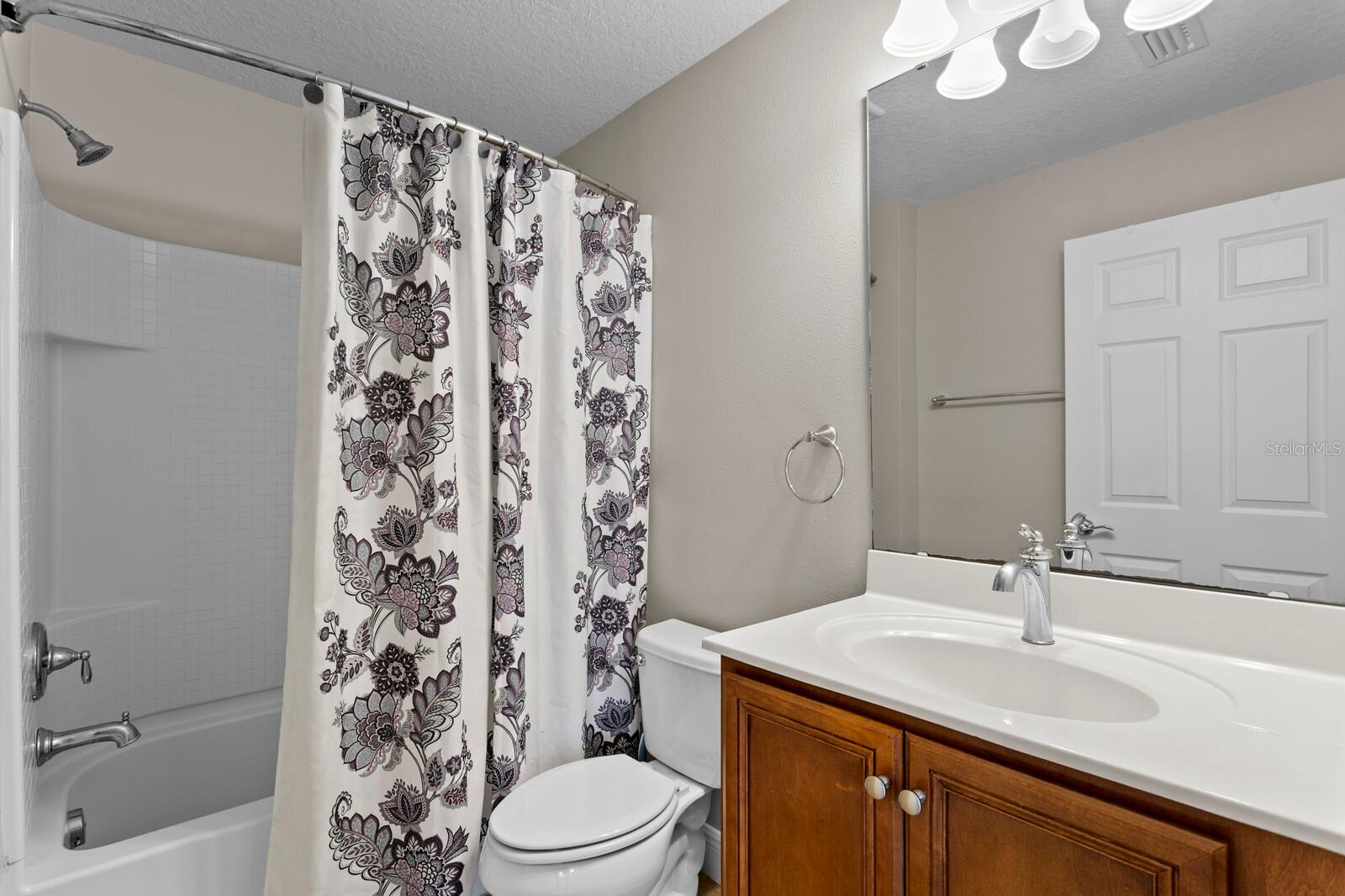 2nd floor full bath