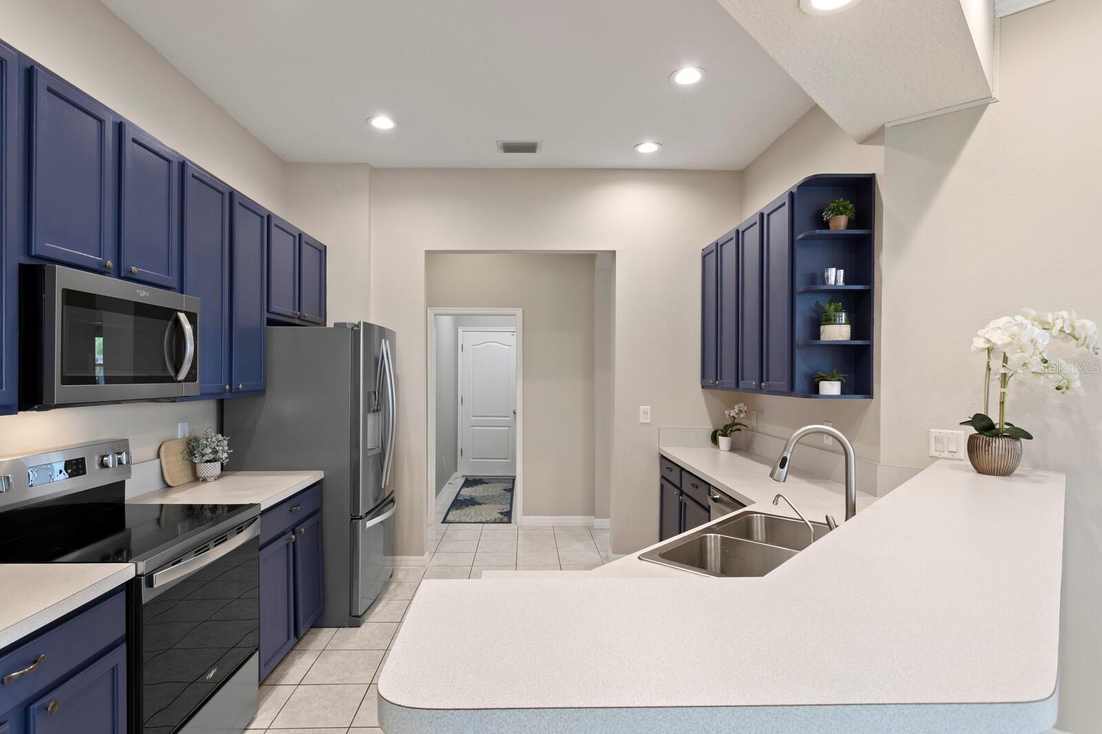 Ample counterspace in the kitchen