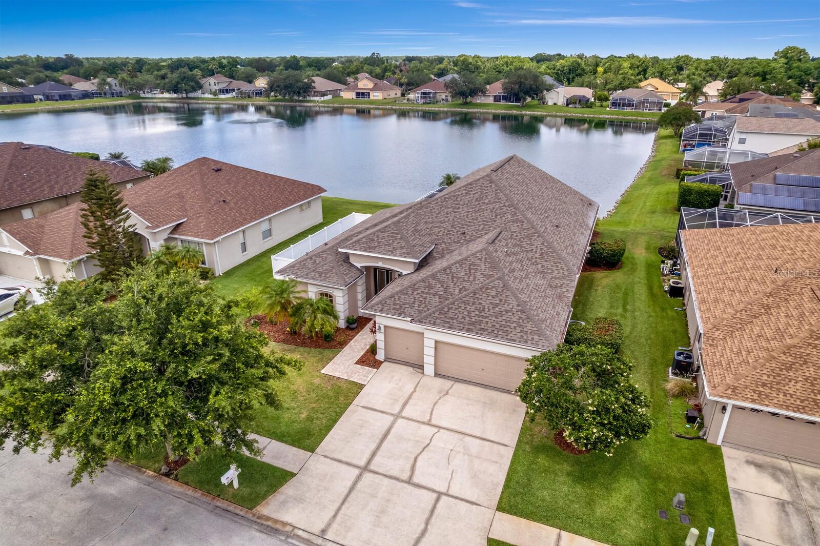 Dimensional shingle roof replaced in 2019