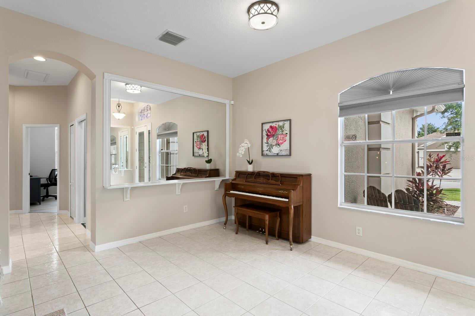 Formal dining room