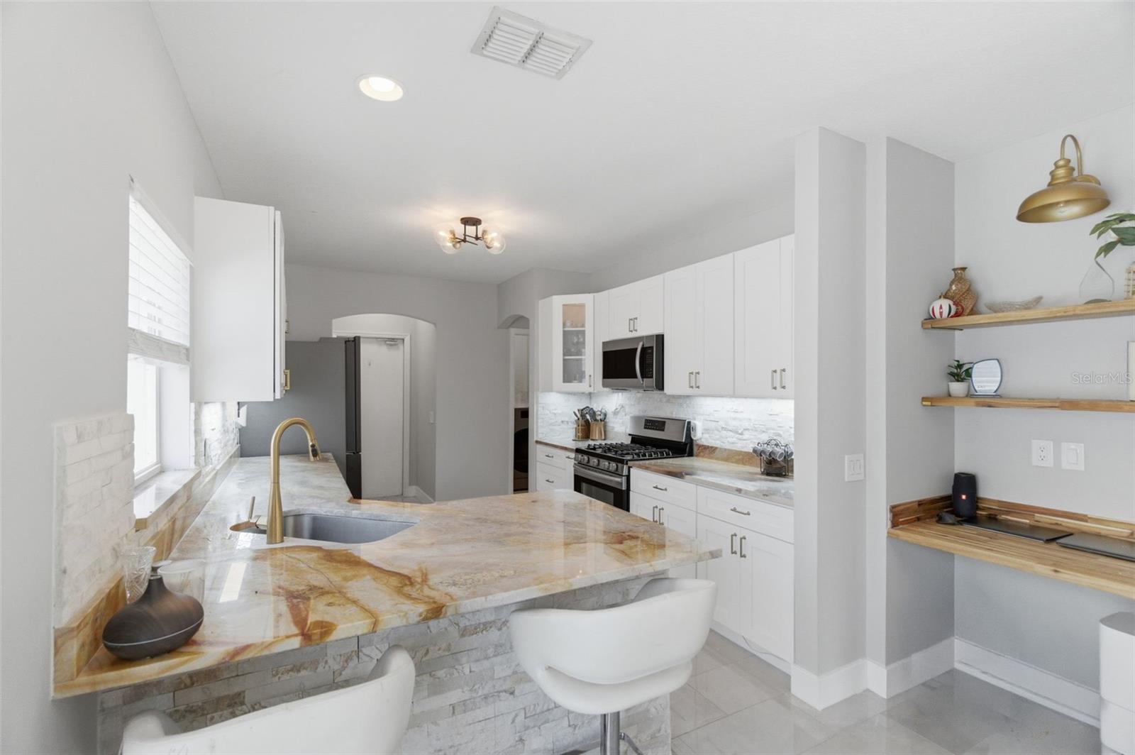Eat in kitchen