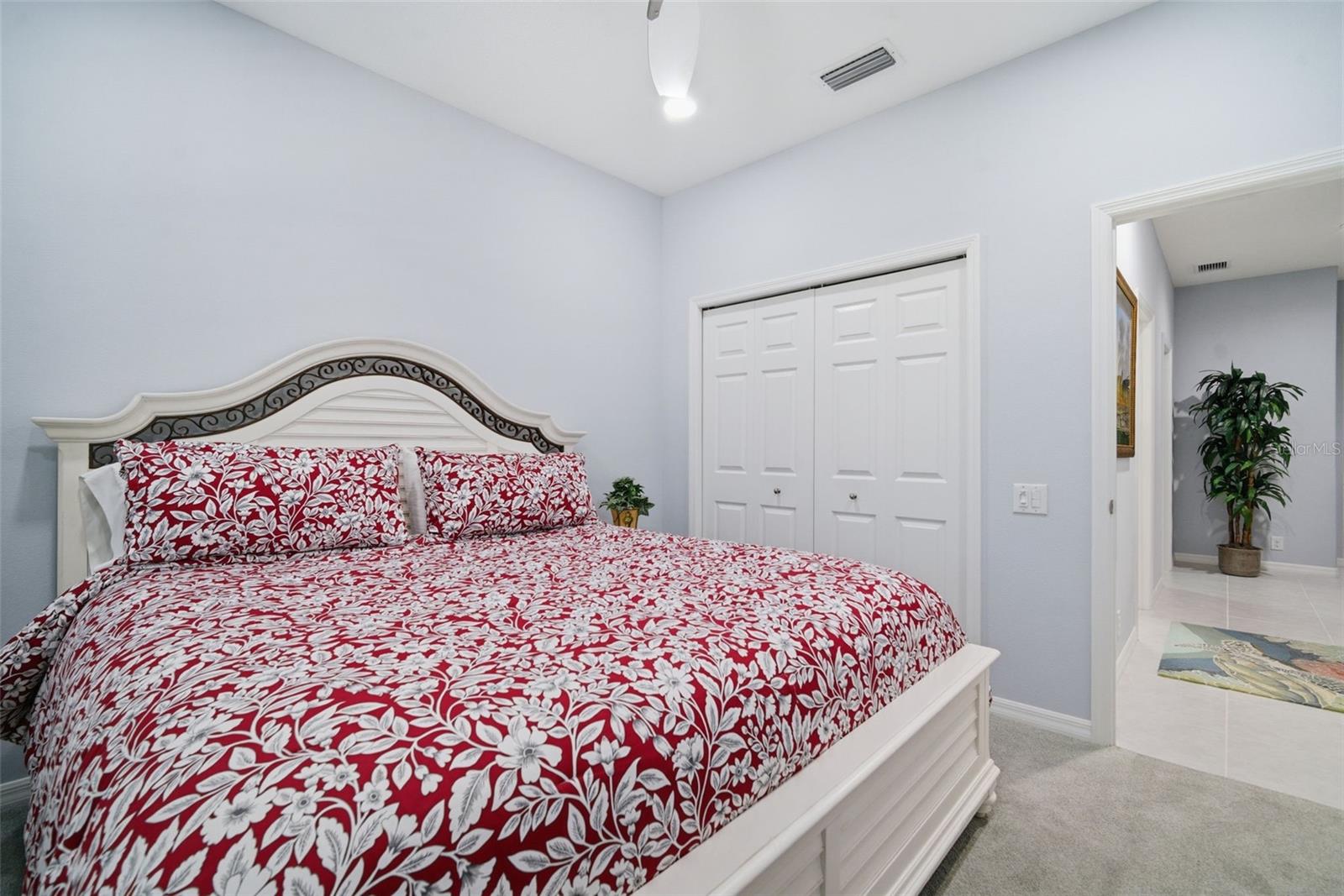 VERY PRIVATE GUEST SUITE