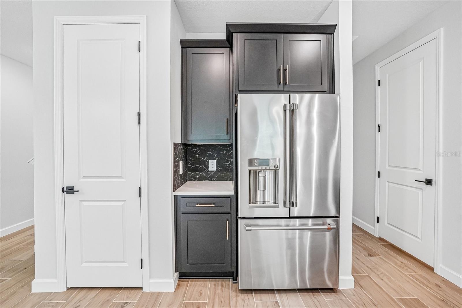 TB8507730