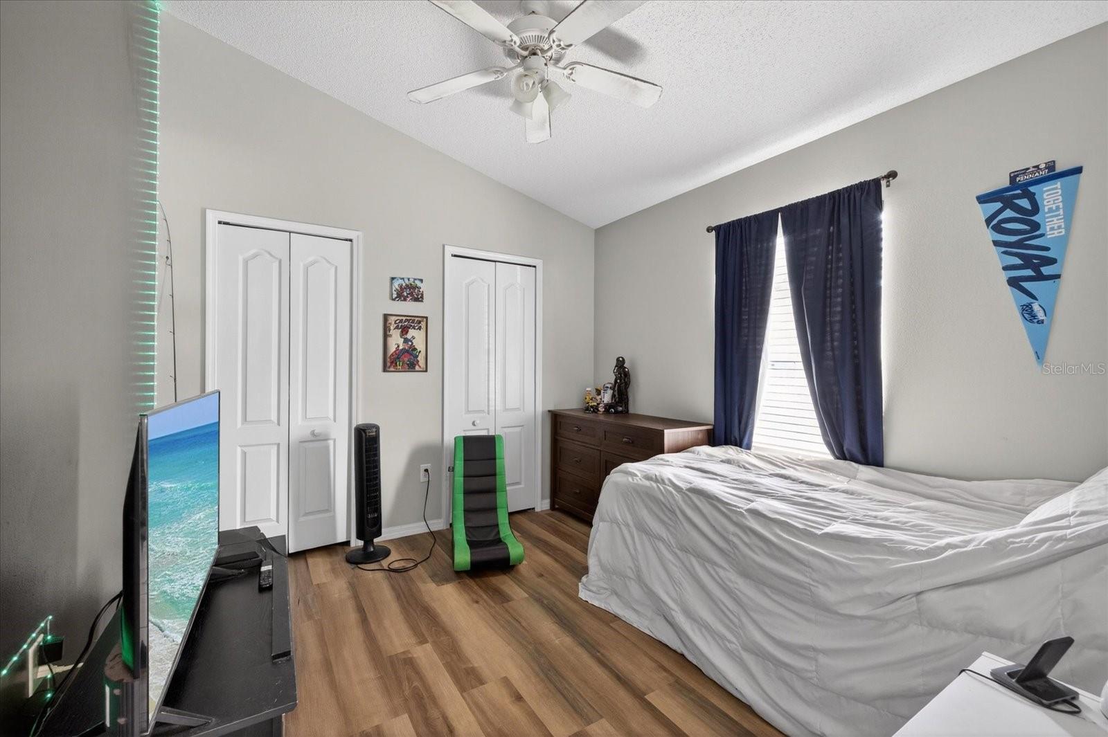 Guest bedroom