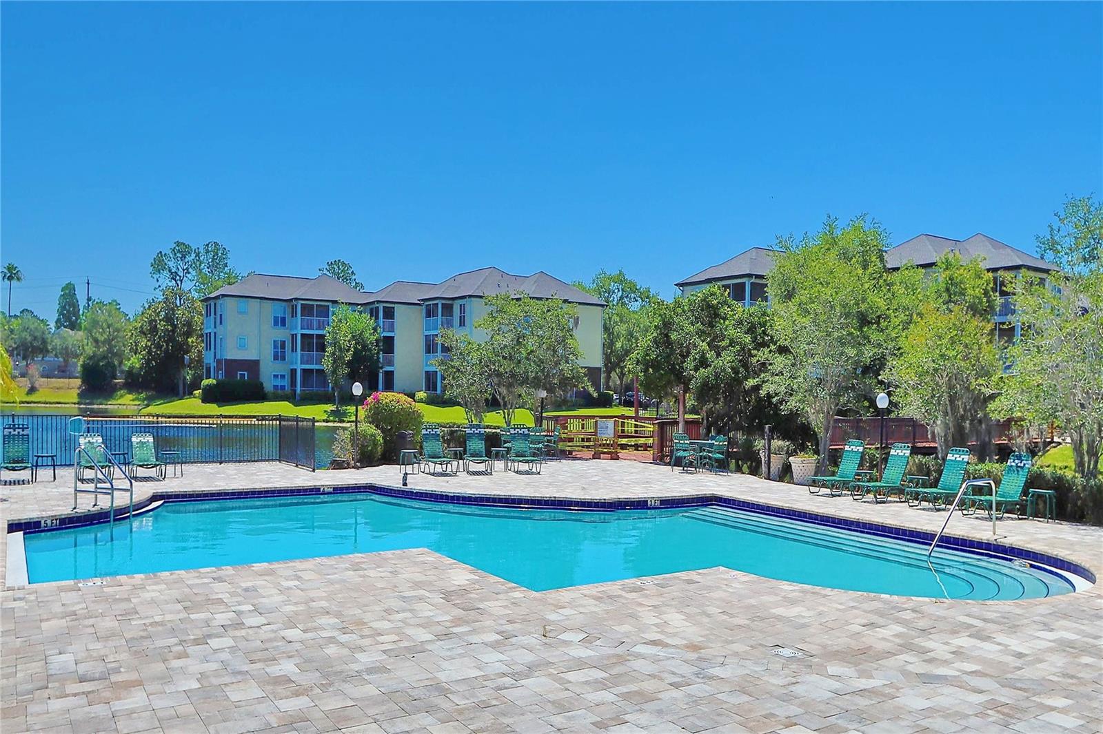 BEAUTIFUL SWIMMING POOL AND PATIO AREA