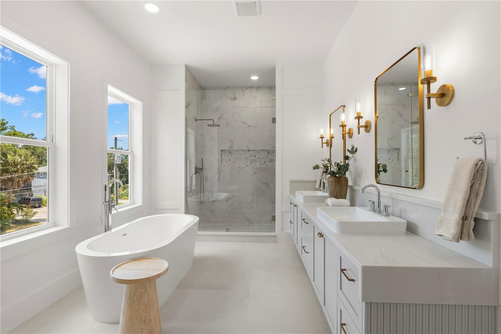 This bath is spectacular!