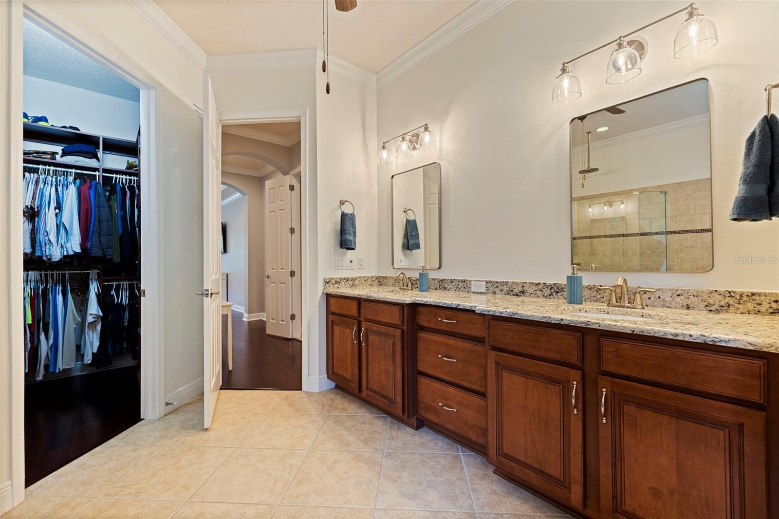 primary ensuite