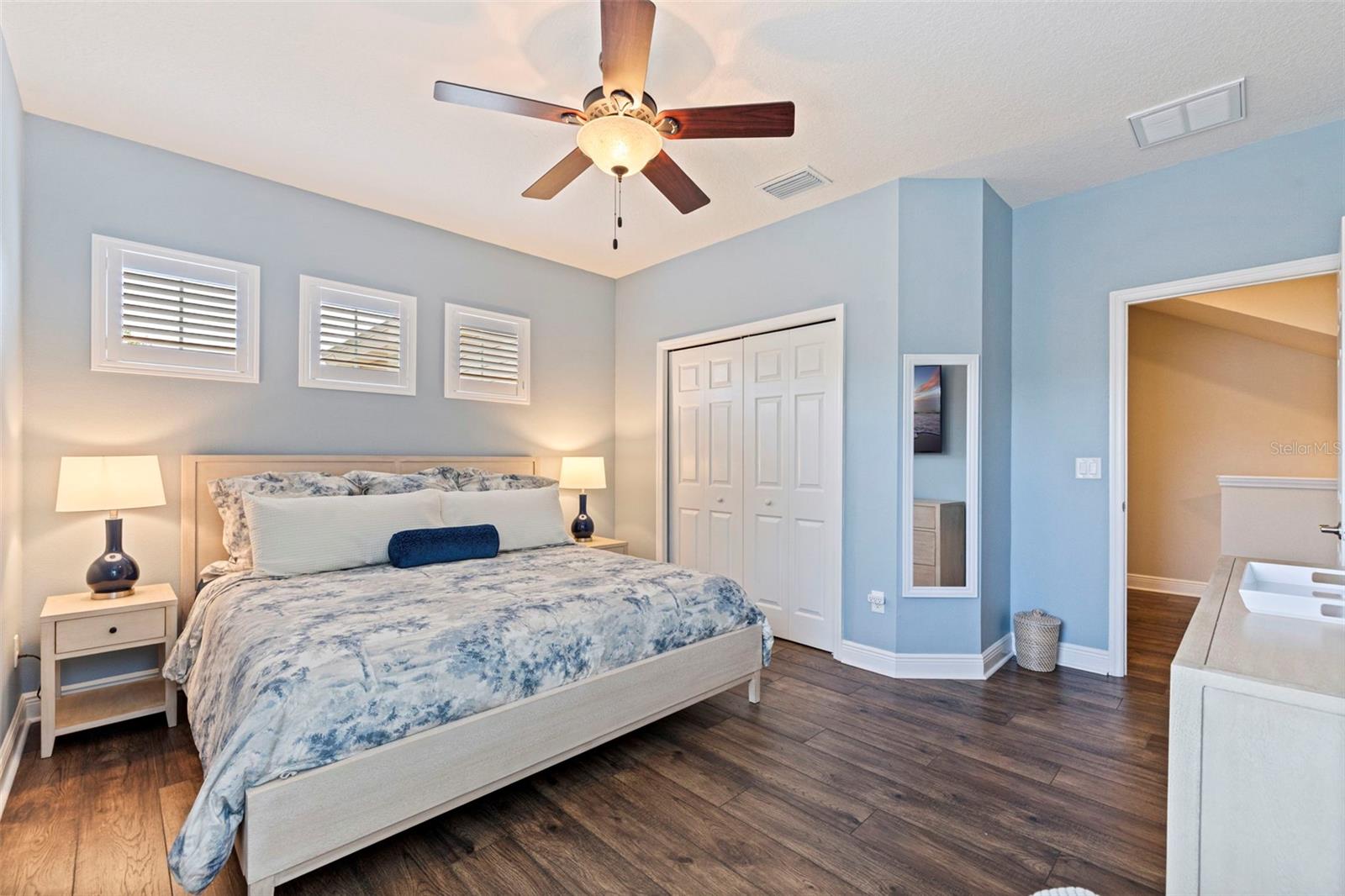 bedroom 5- upstairs