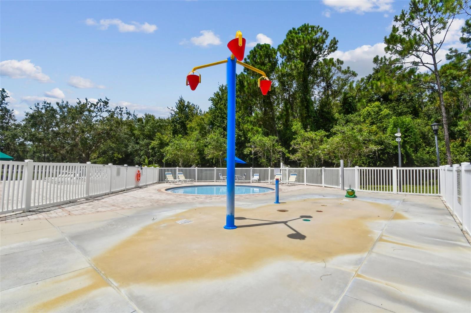 Splash pad
