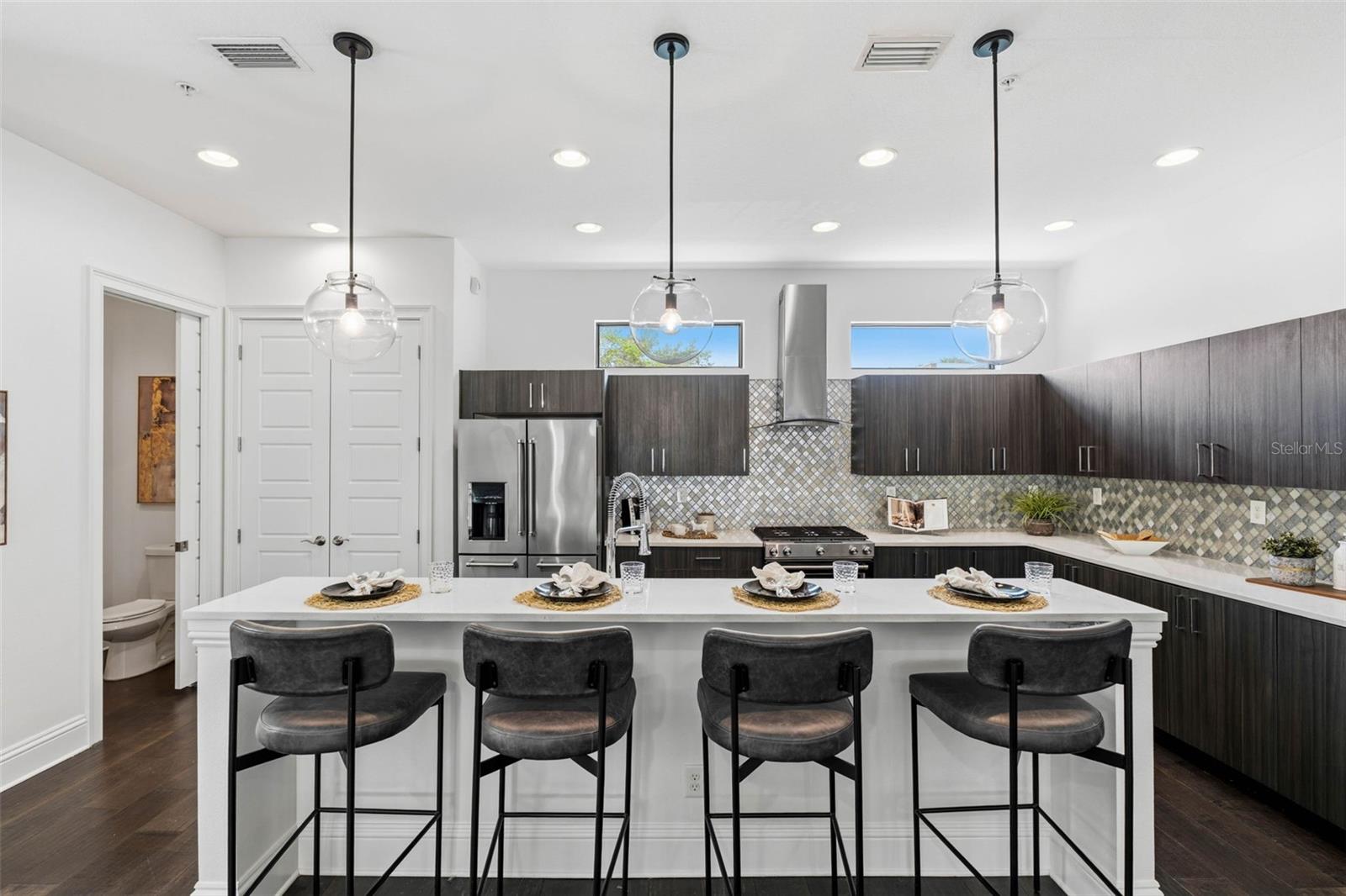 Contemporary Kitchen
