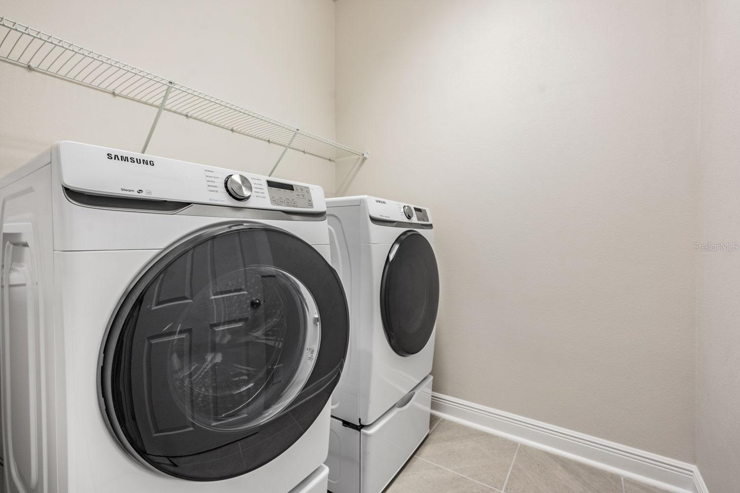 Walk-in laundry room