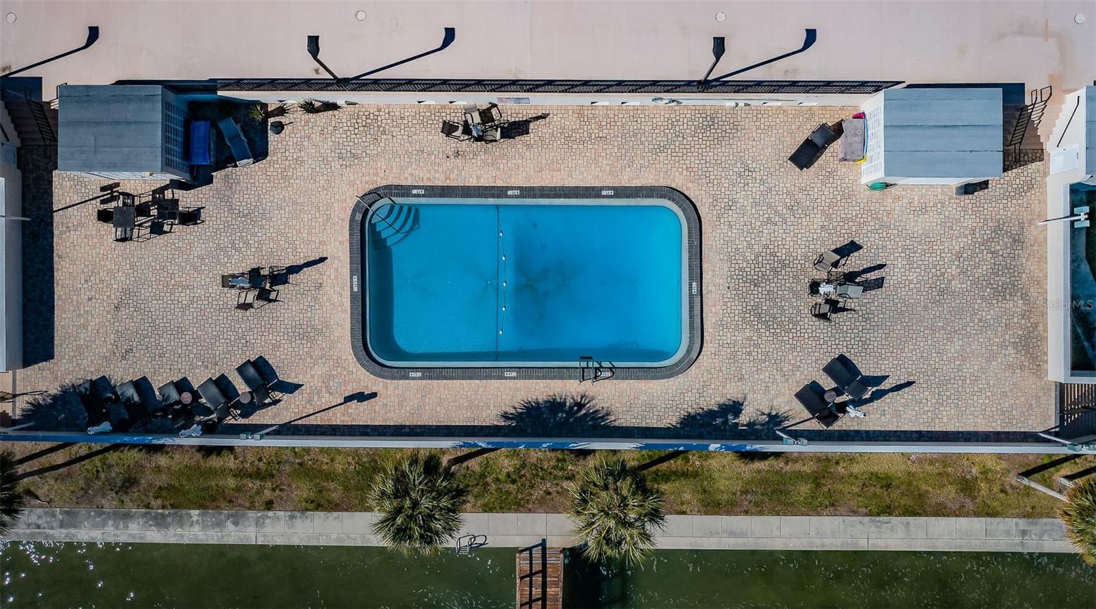pool right on seawall