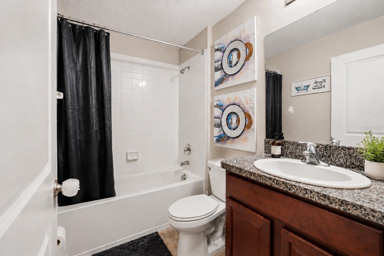 1733 Broad Winged Hawk Drive, Ruskin FL 33570 - Bathroom 2