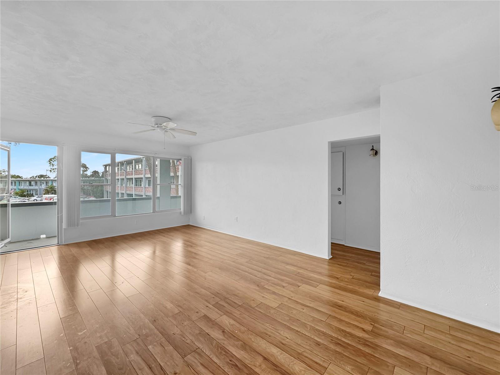 Living-dining area