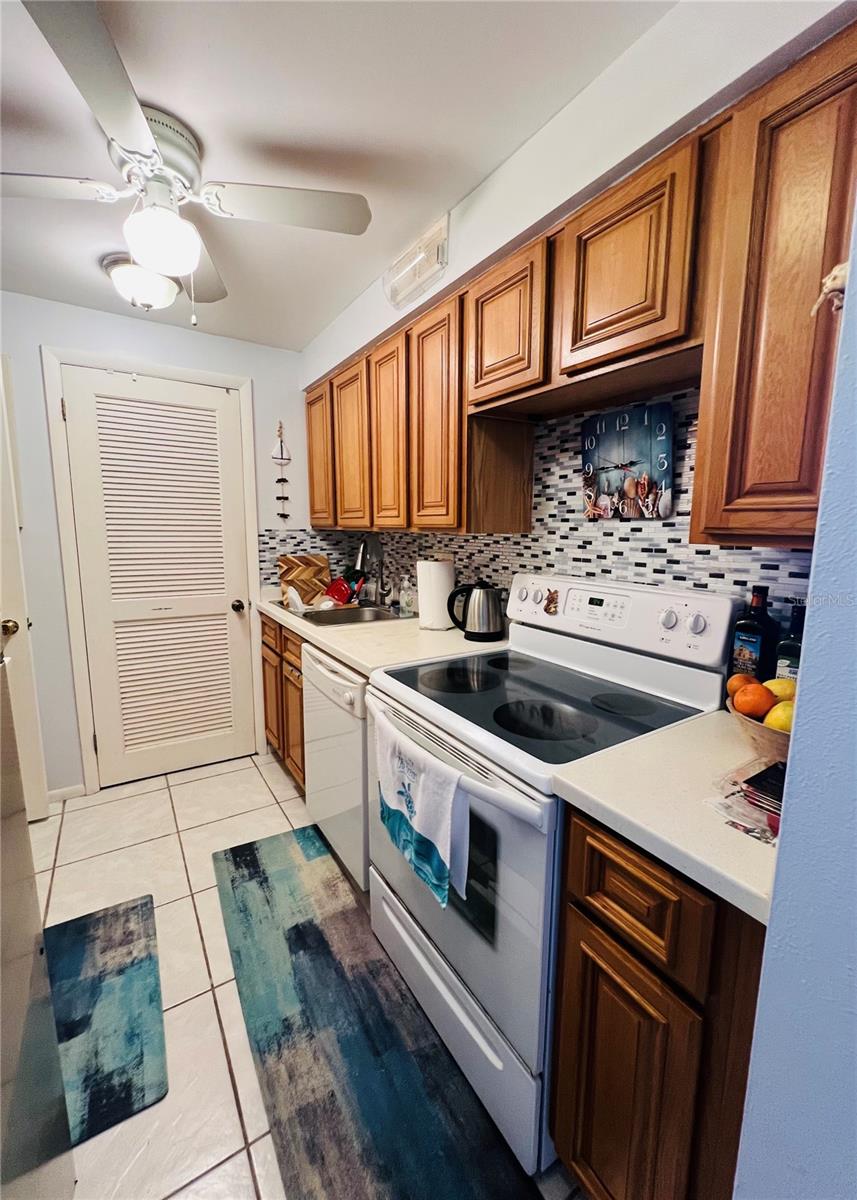 Kitchen 1