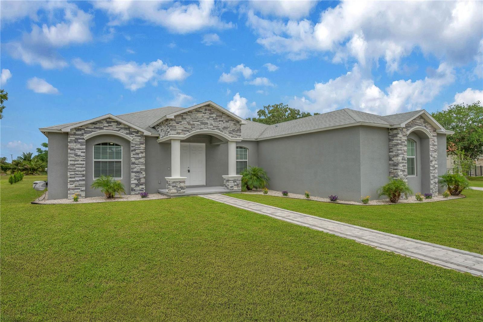 Virtually Edited Lawn