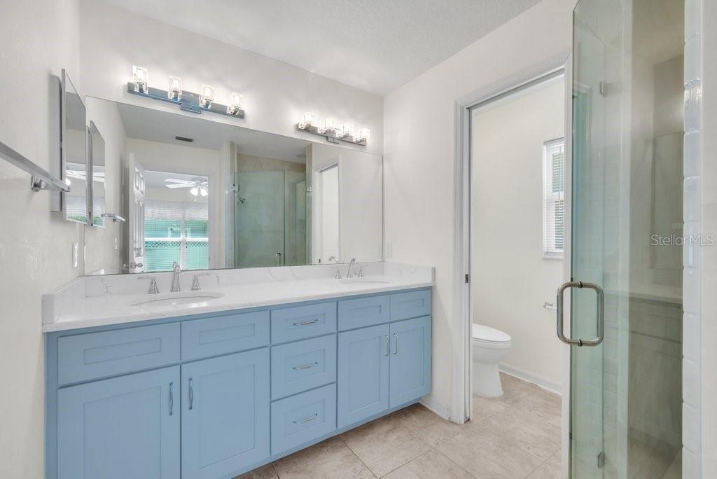 Ensuite bathroom