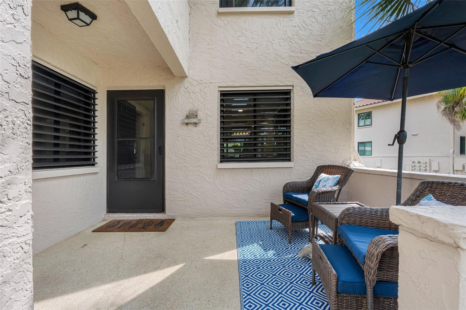 Relaxing front porch entry