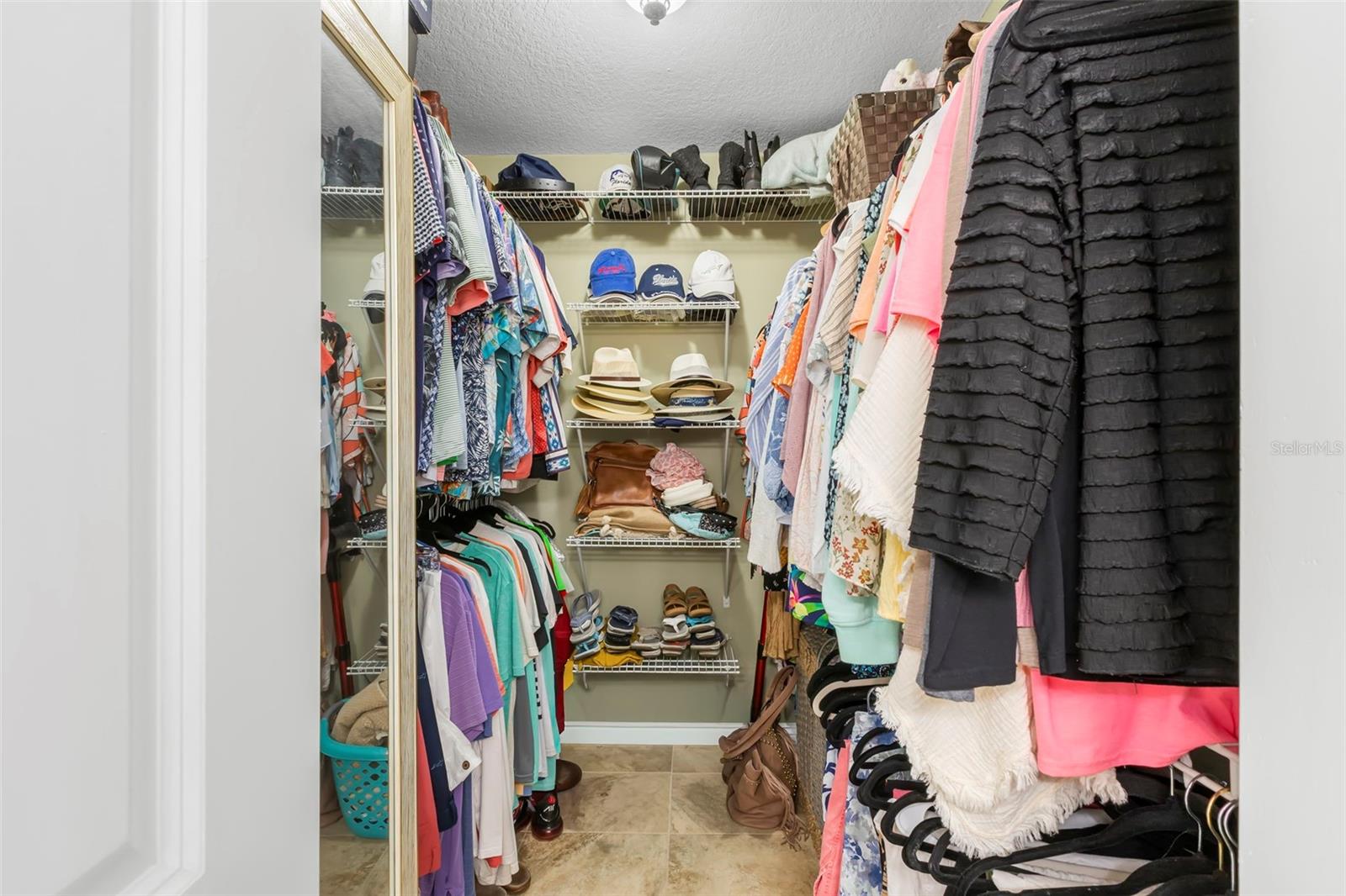 Walk-in closet