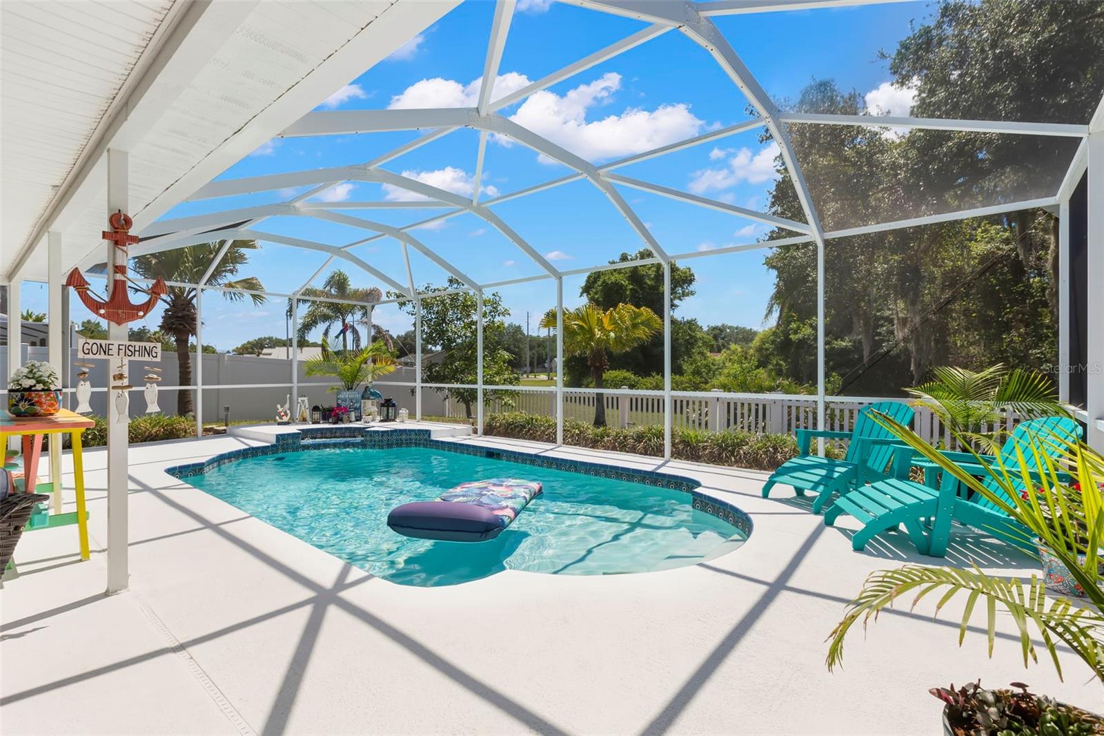Sparkling salt water solar heated pool