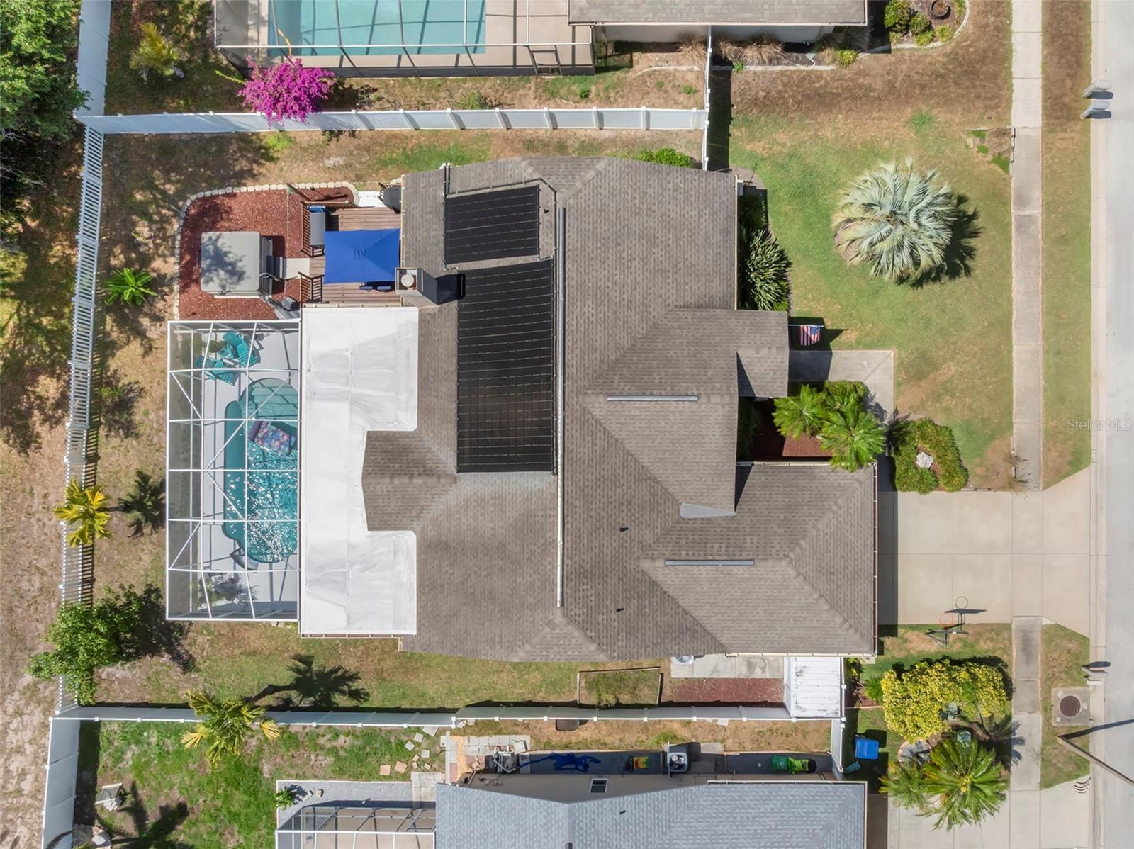 TB8508181