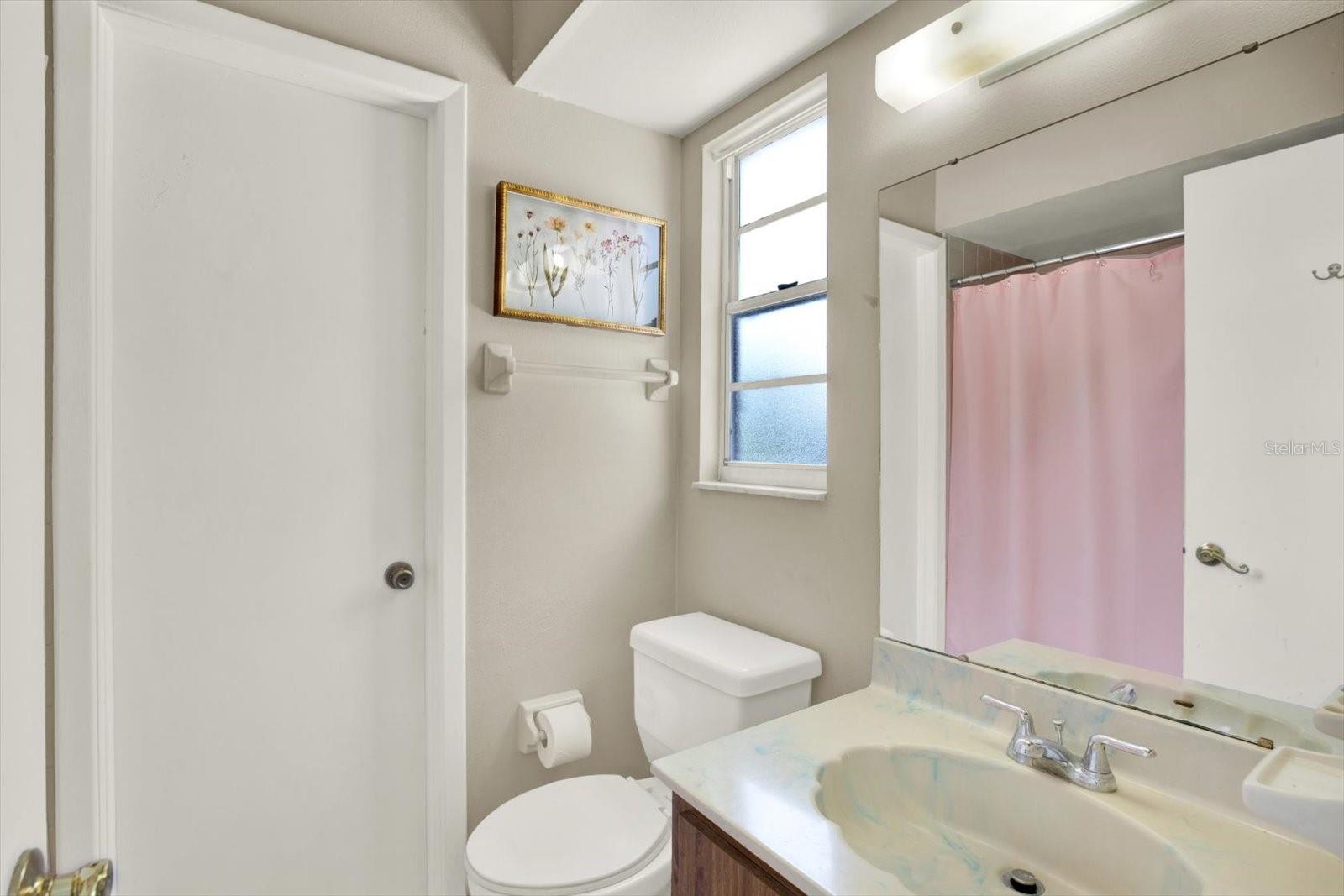 Jack n Jill Bathroom
