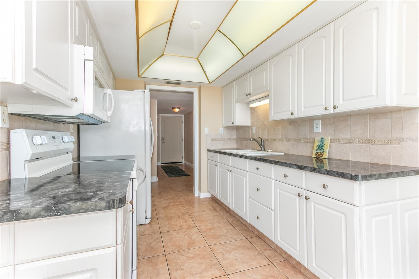 light and bright kitchen