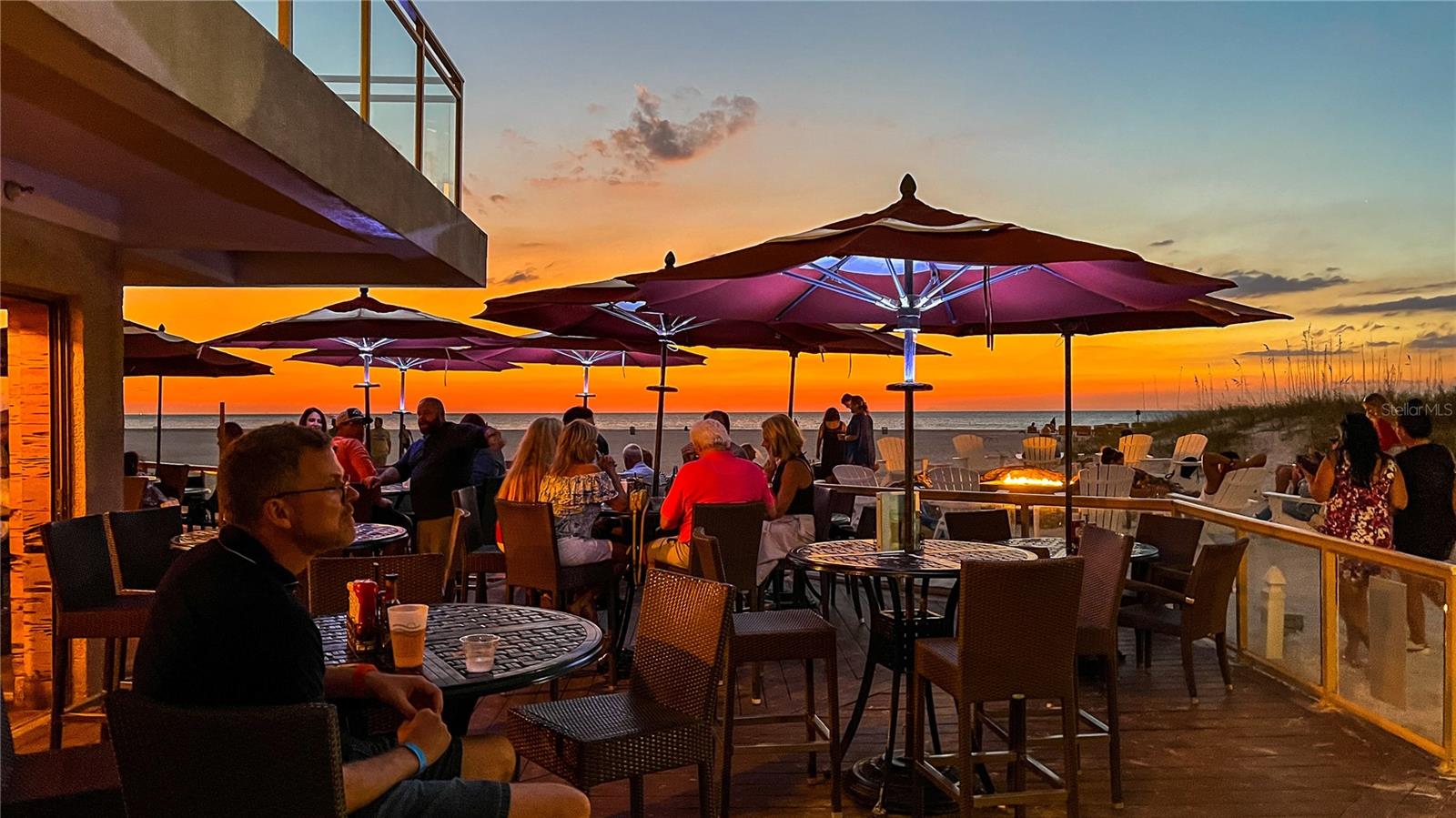 Clearwater Beach restaurants at sunset