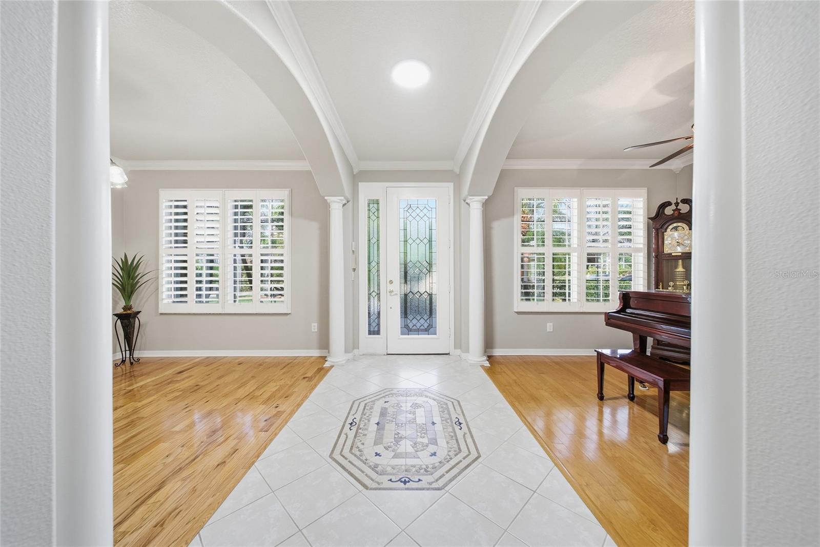 Foyer/Front Door