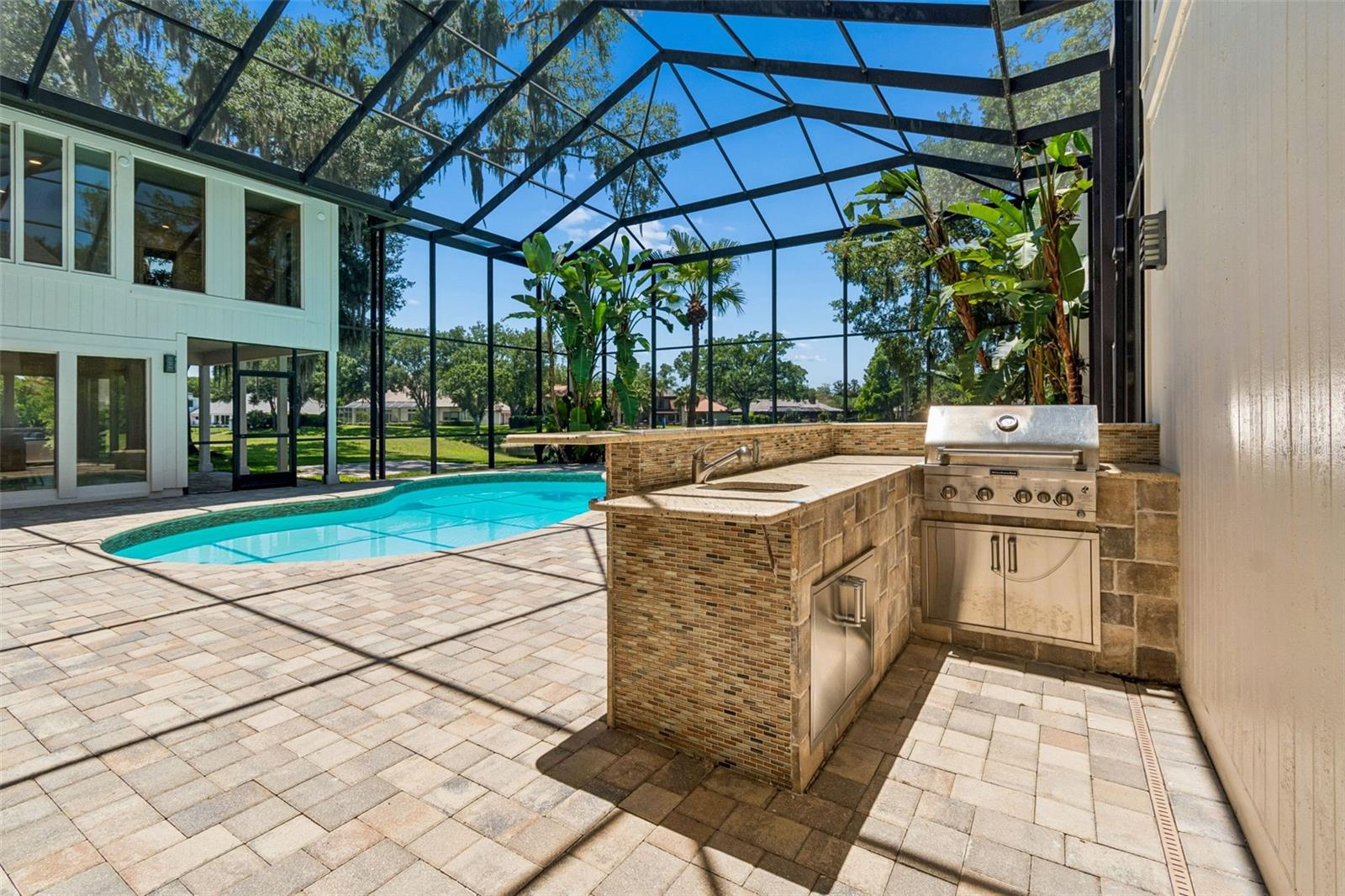Outdoor Kitchen