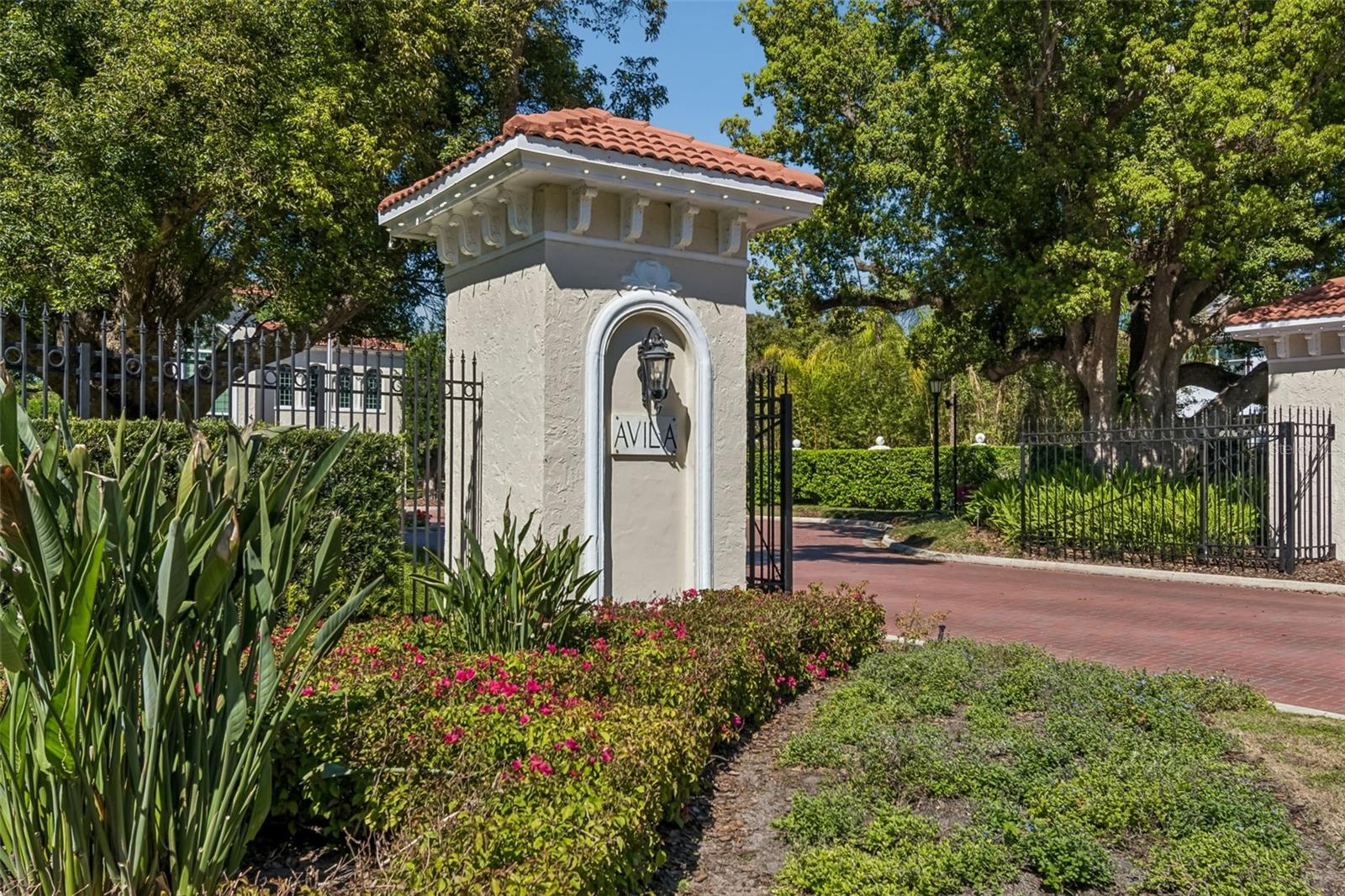 Avila Entry Gates