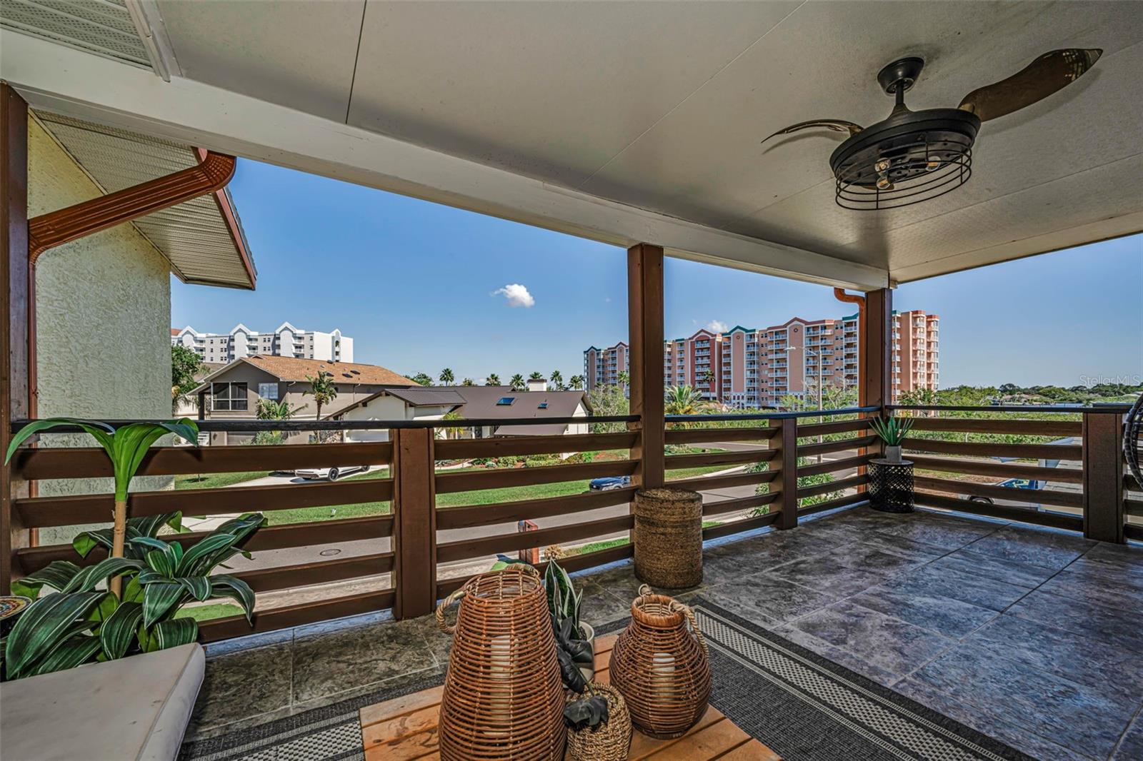 Upper Level Front Balcony