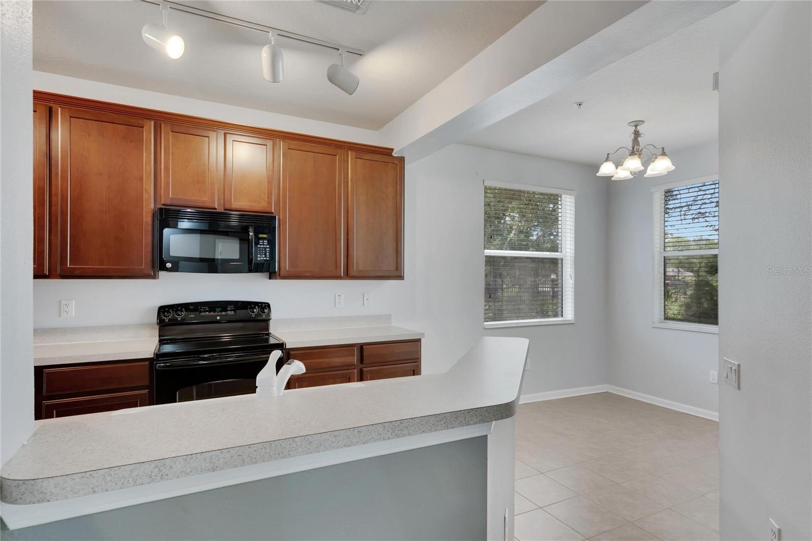 Kitchen / Breakfast Nook