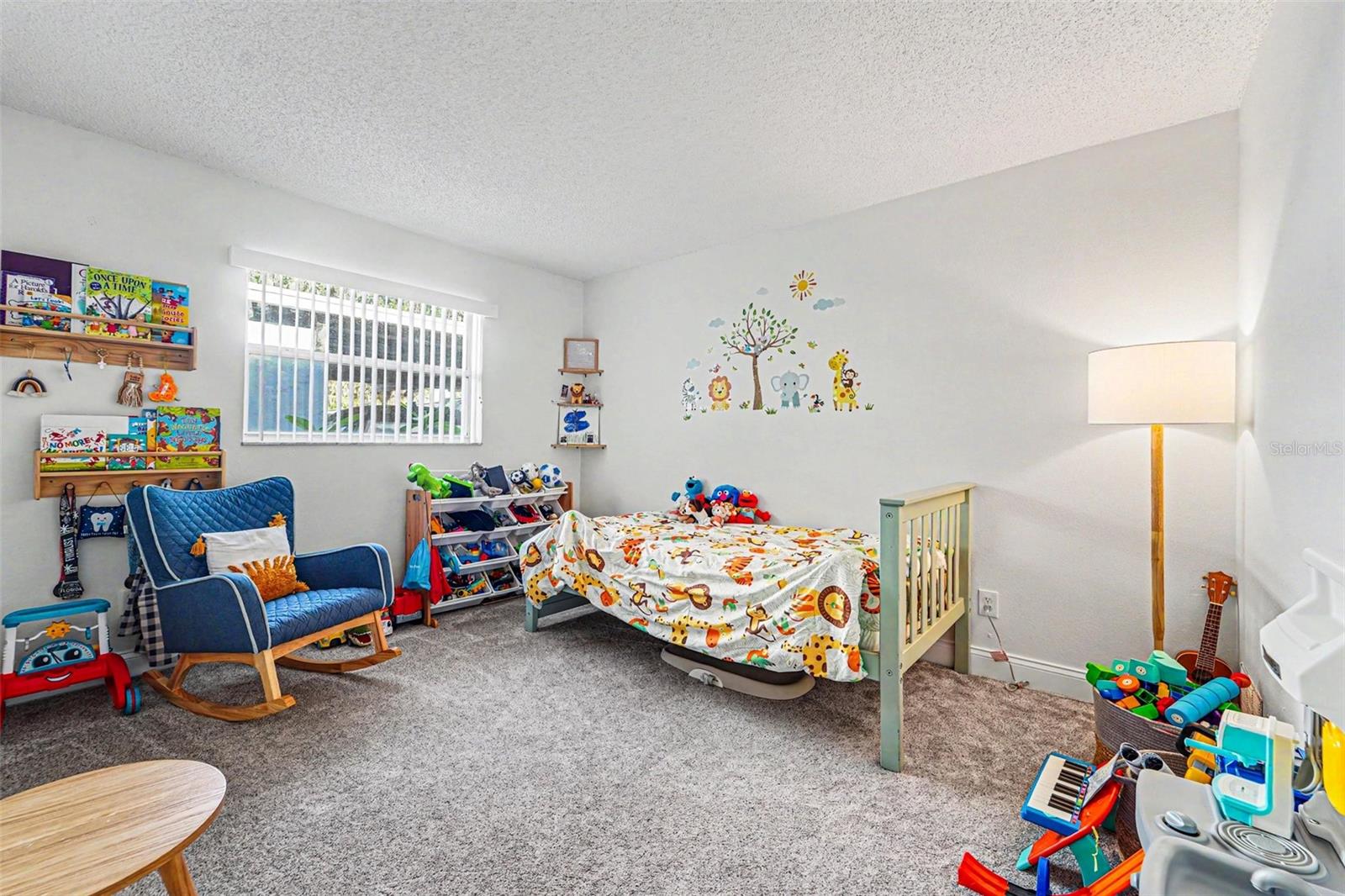 2nd bedroom