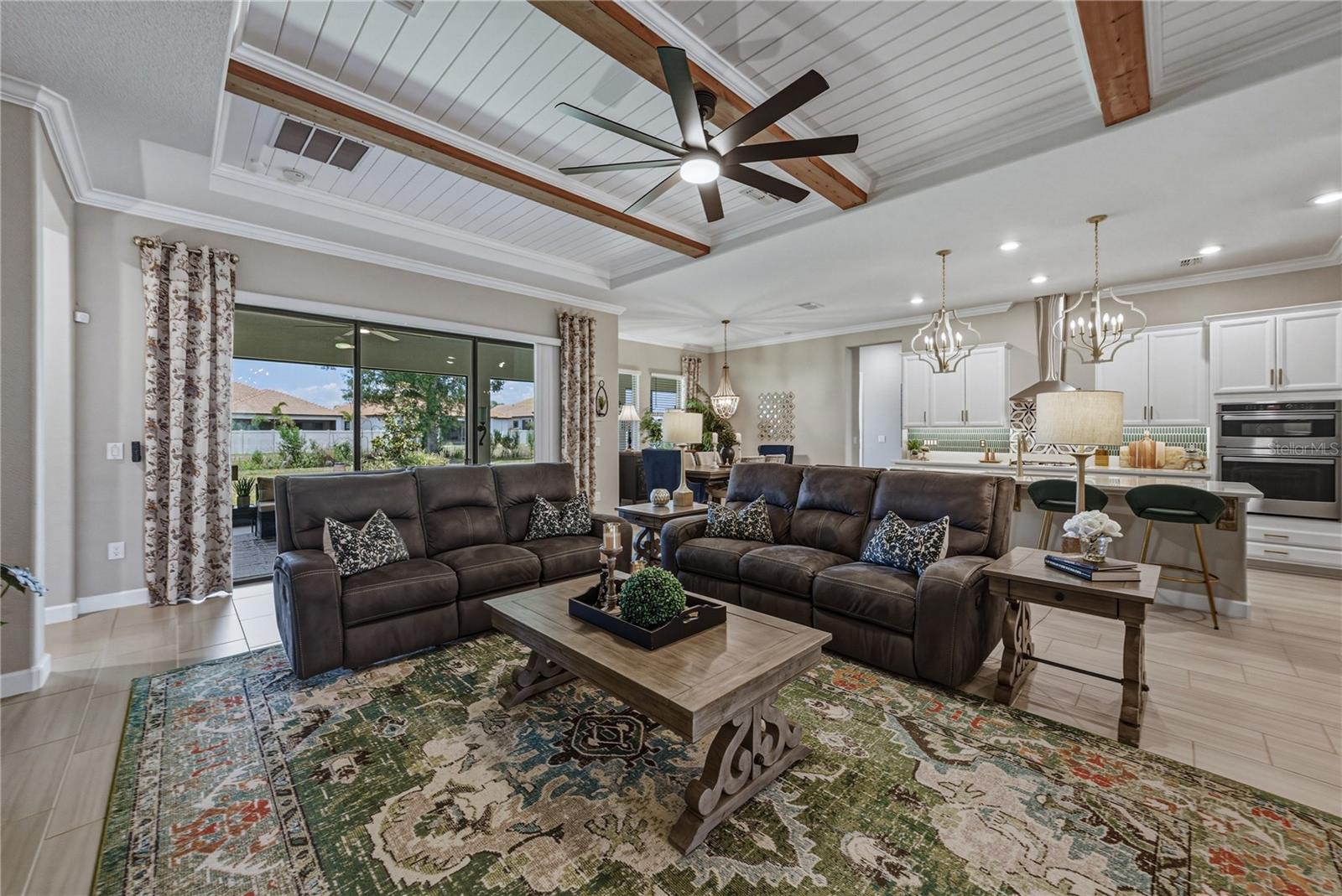 TB8508434