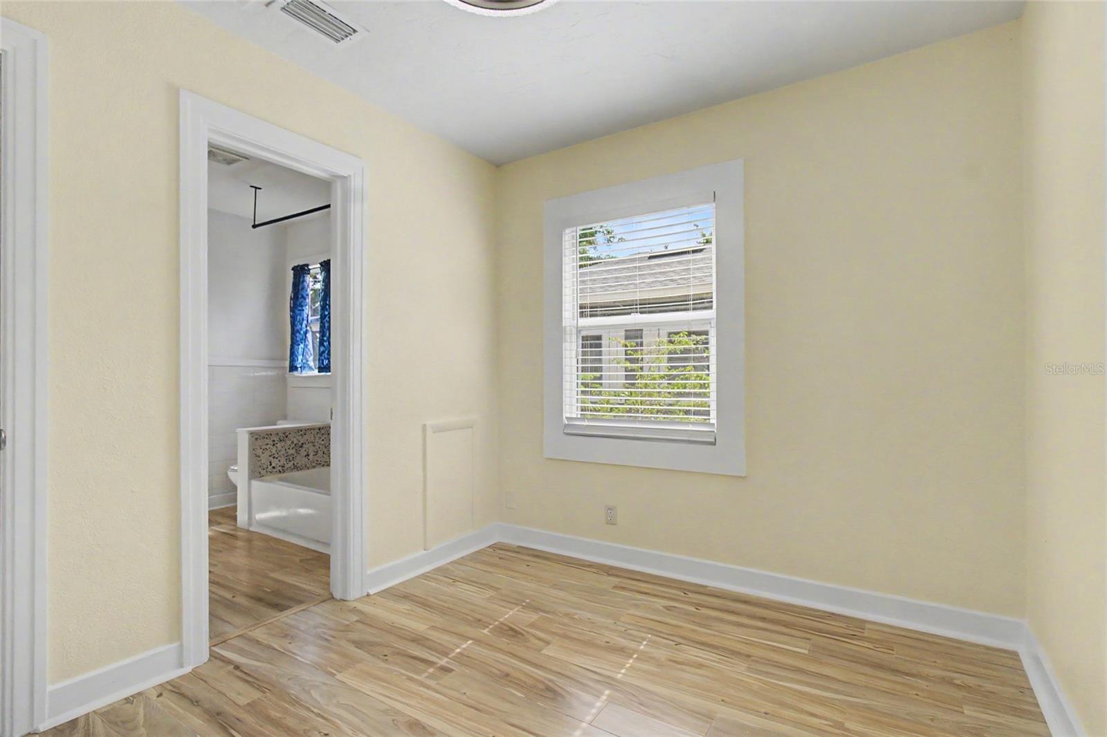 2nd Bedroom