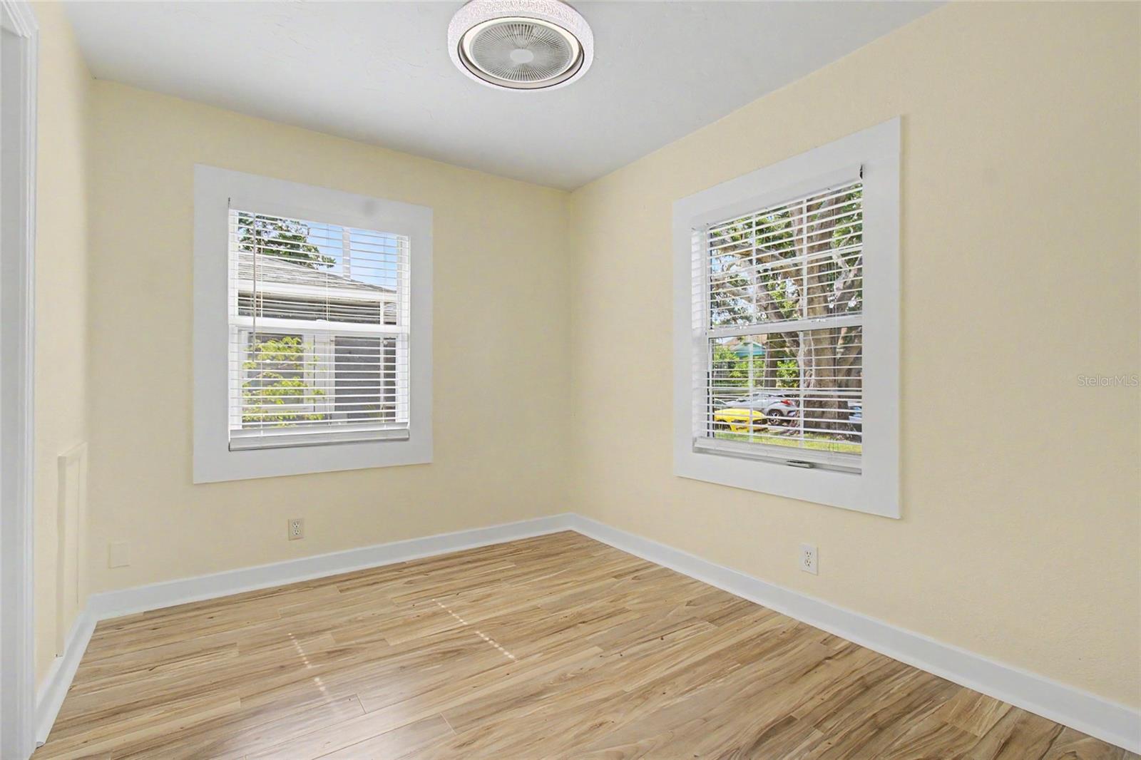 2nd Bedroom