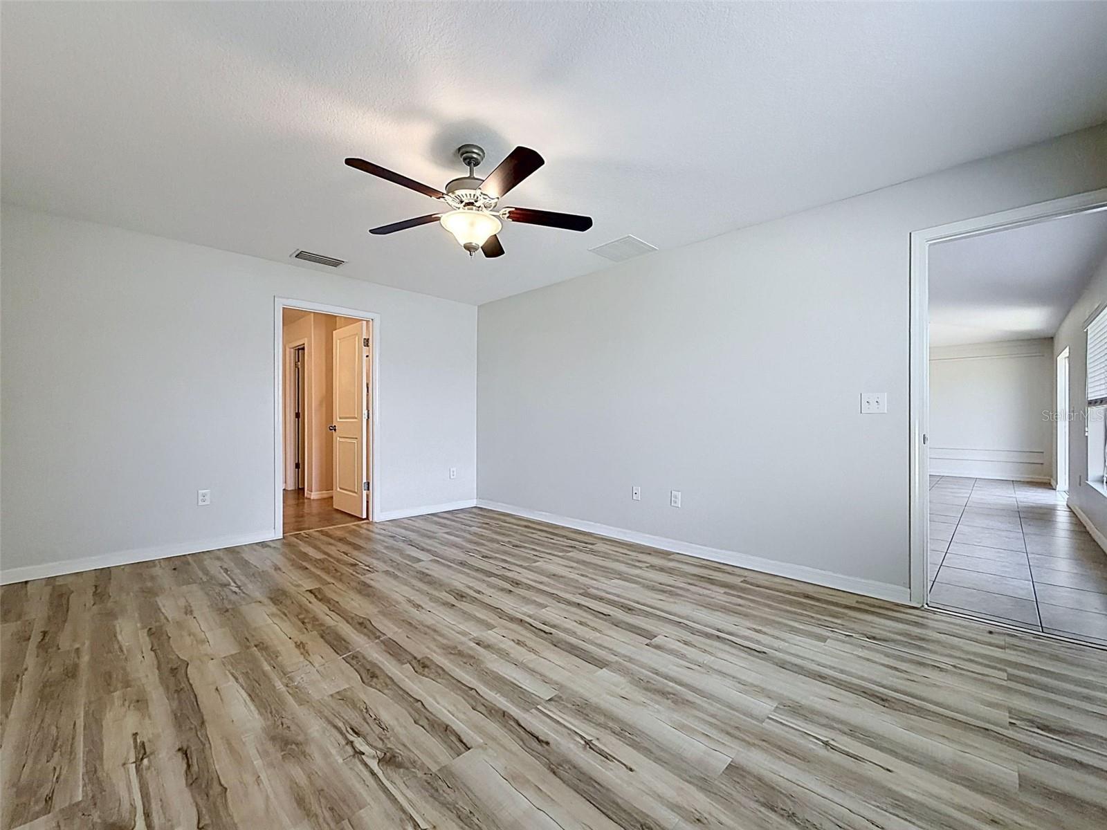Master bedroom with amazing en-suite bath and WIC.