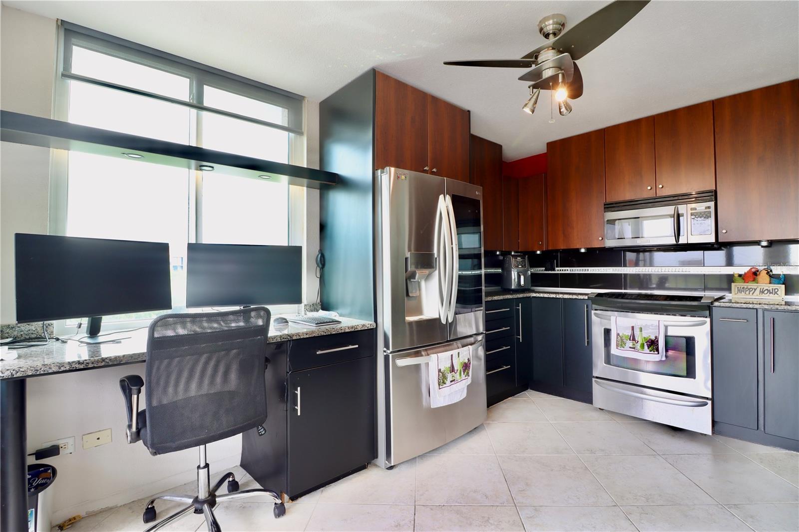 Kitchen and desk space
