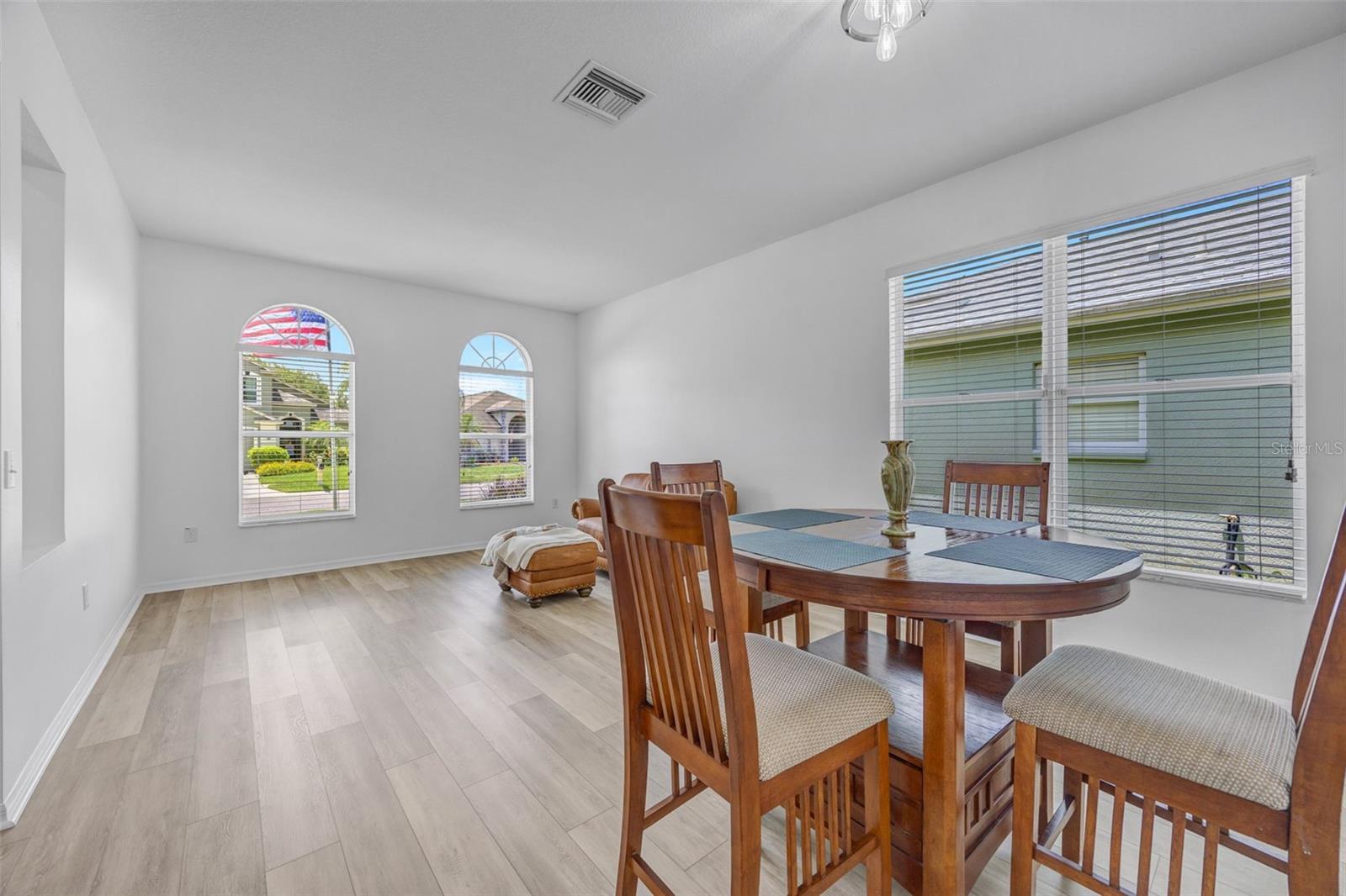 Living Room/Dining Room