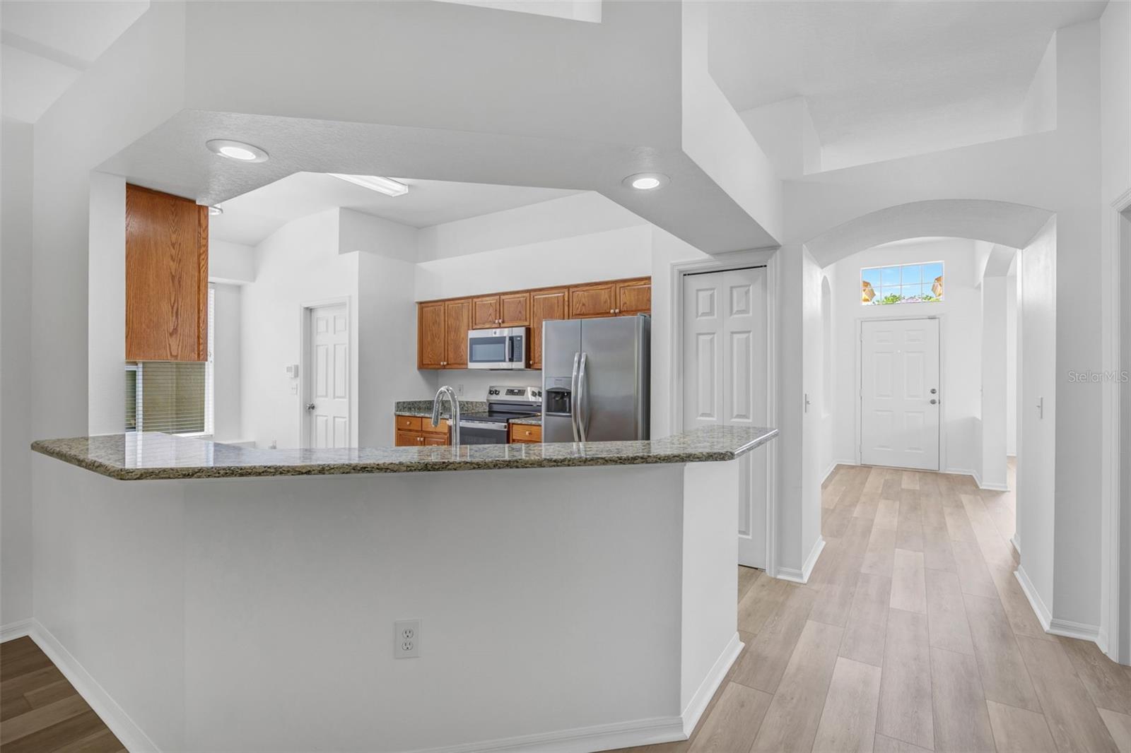 Hallway/Kitchen