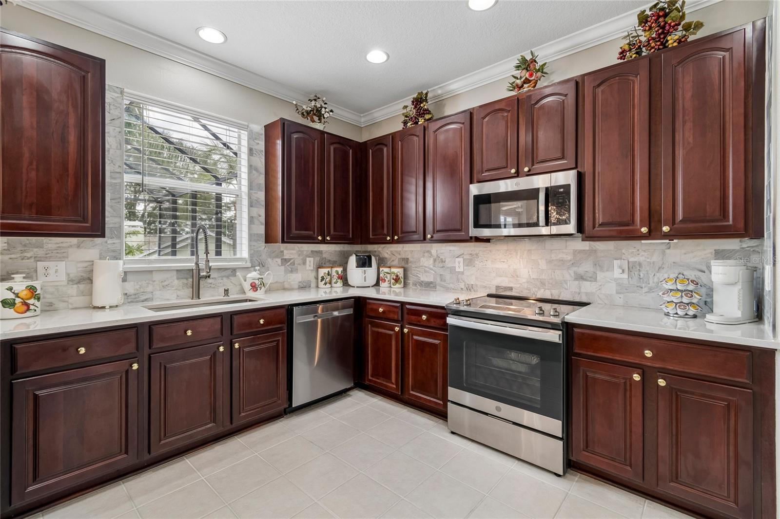 Spacious Kitchen
