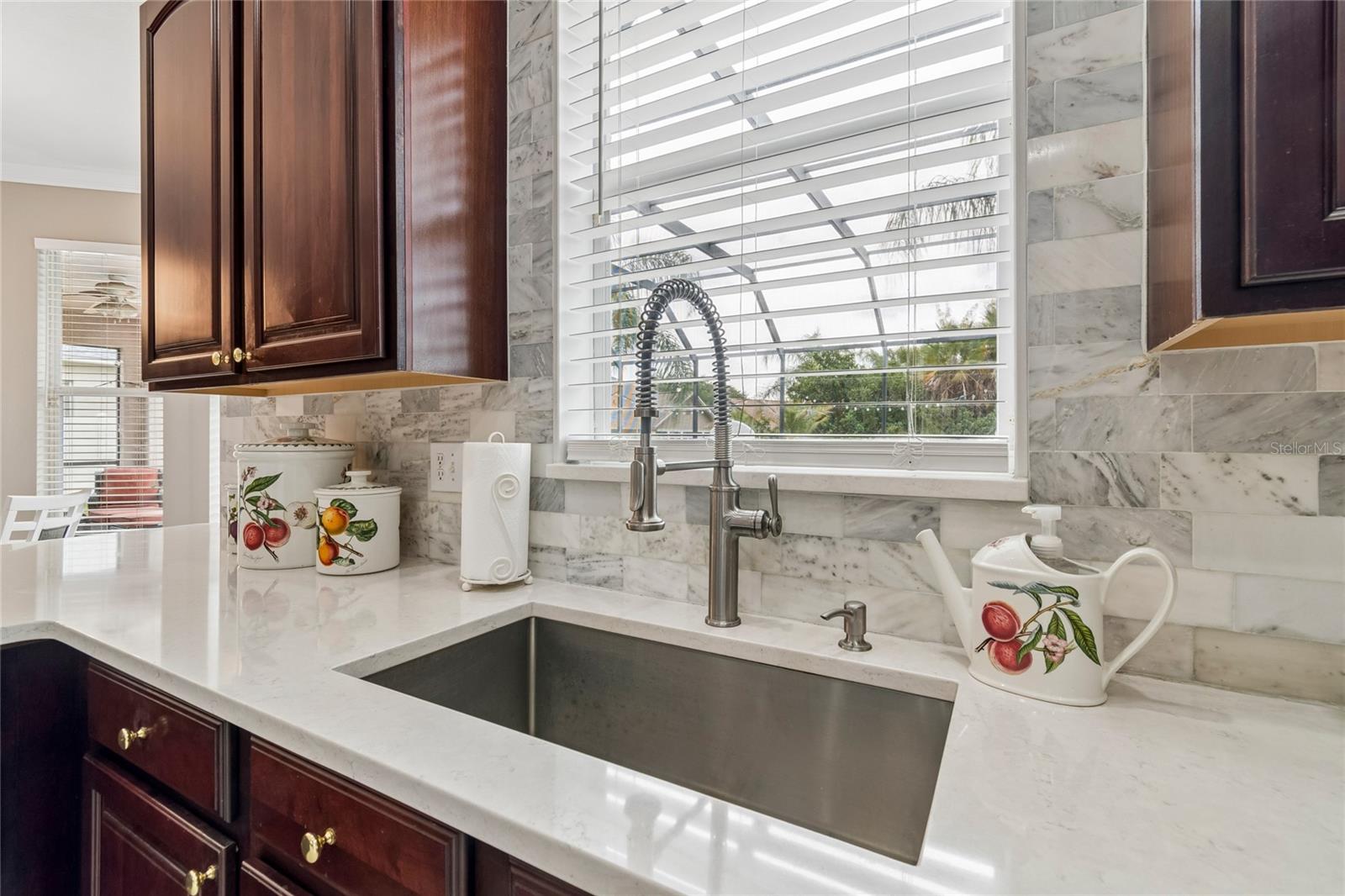 Modern Faucet and Large Stainless Steel Undermount Sink