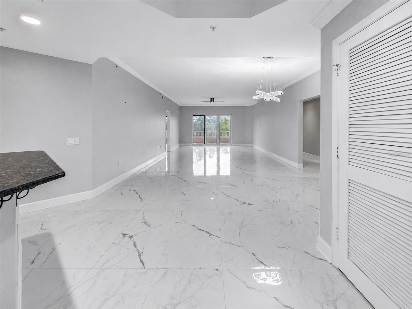 Dining / Living Room Areas