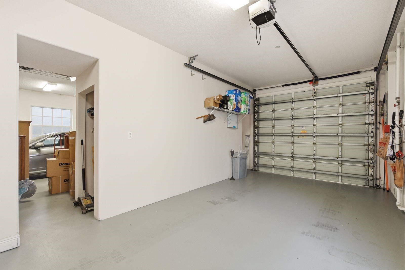 Garage 2